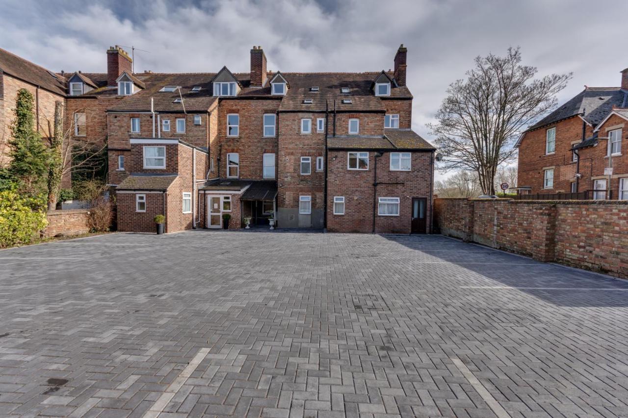 The Sportsview Guest House Oxford Exterior photo