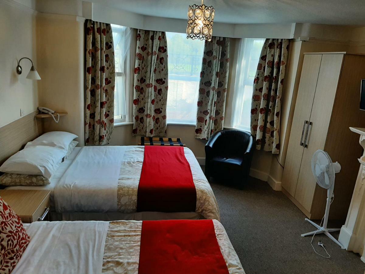 The Sportsview Guest House Oxford Exterior photo